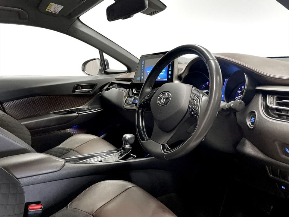 Used Toyota C-HR 2018 for sale - 77780302: Photo 12