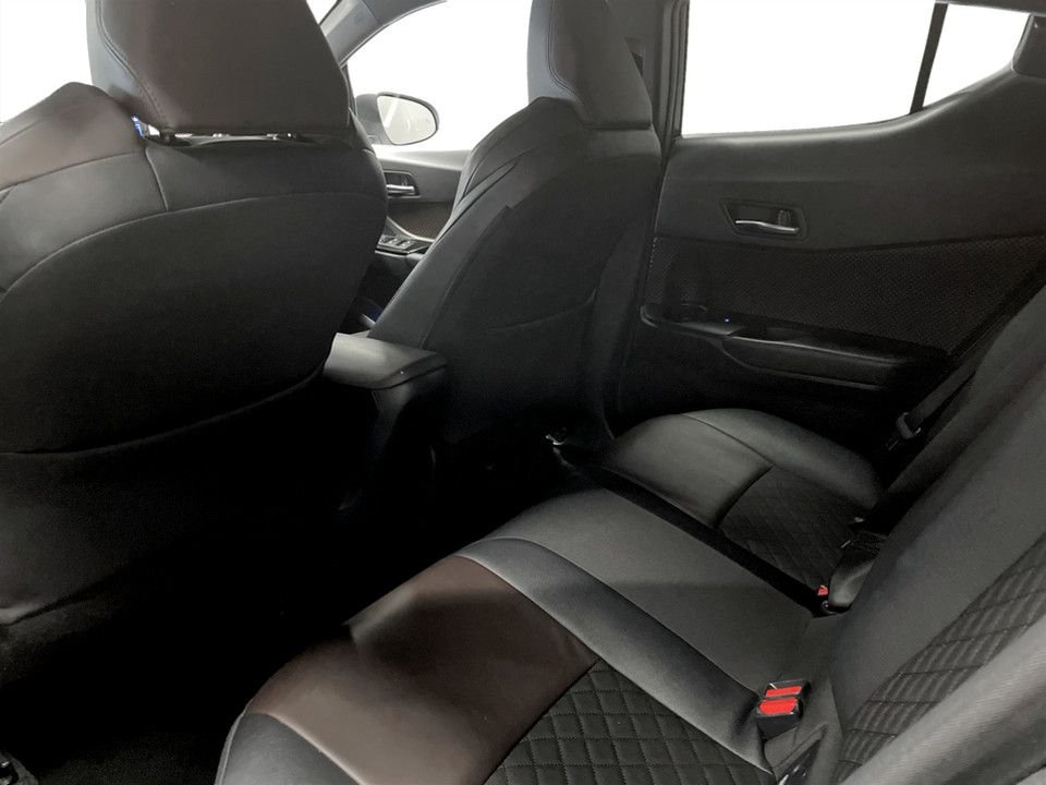 Used Toyota C-HR 2018 for sale - 77780302: Photo 20