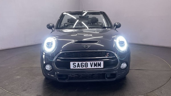 Used MINI Convertible 2018 for sale - 76266973: Photo 10