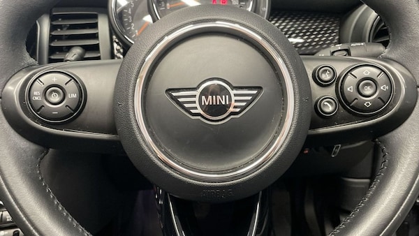 Used MINI Convertible 2018 for sale - 76266973: Photo 21