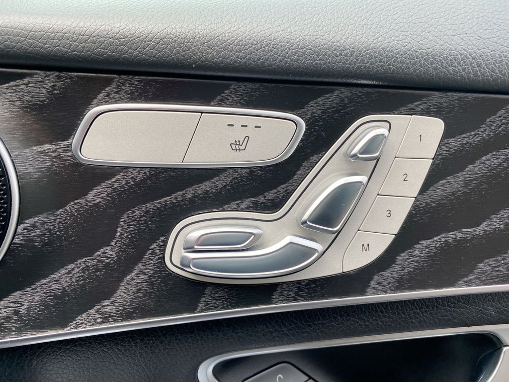 Used Mercedes-Benz GLC 2018 for sale - 75764919: Photo 22