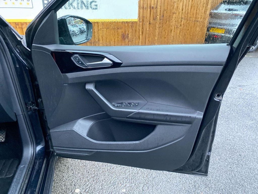 Used Volkswagen T-Cross 2023 for sale - 76910292: Photo 19