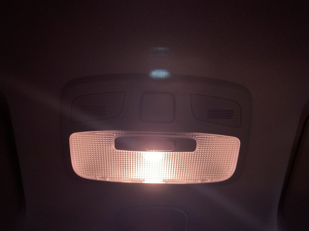 Used Suzuki Swift 2022 for sale - 77110444: Photo 18