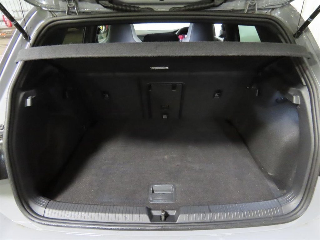 Used Volkswagen Golf 2022 for sale - 76454129: Photo 10