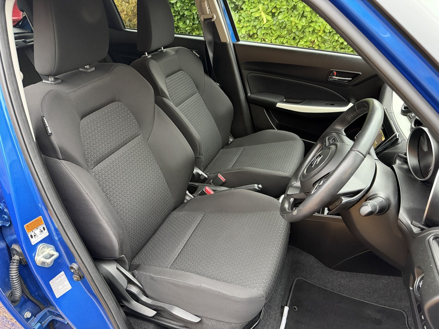 Used Suzuki Swift 2017 for sale - 76725612: Photo 16