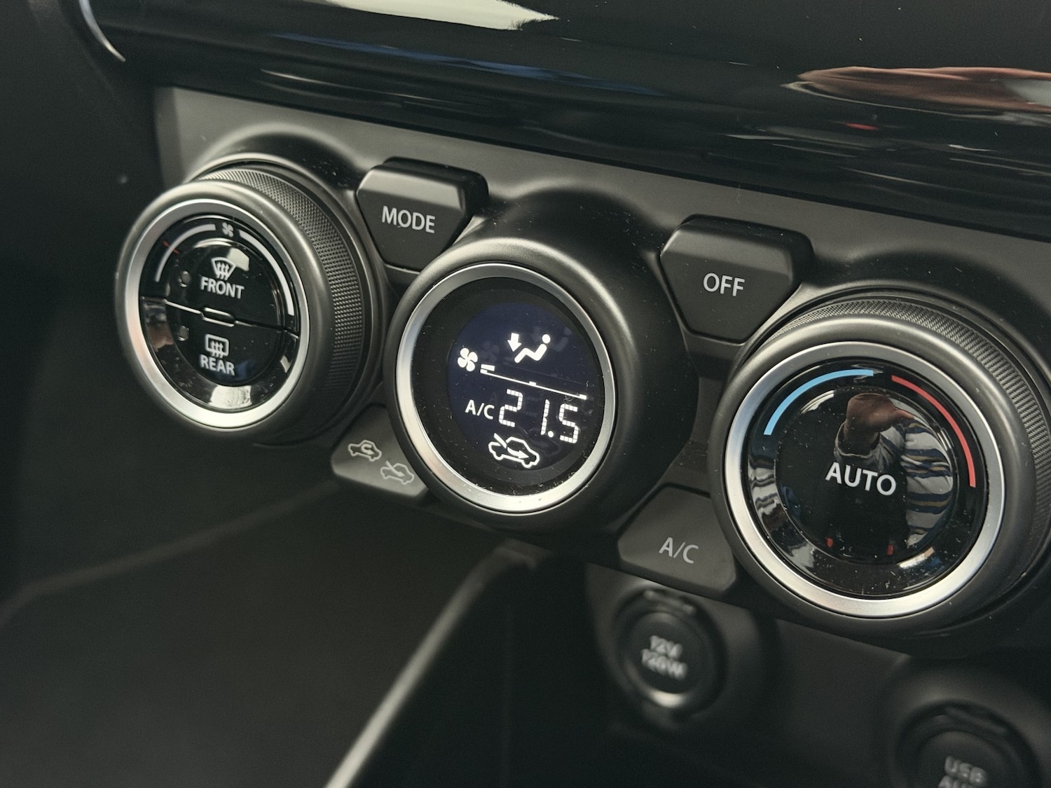 Used Suzuki Swift 2017 for sale - 76725612: Photo 23