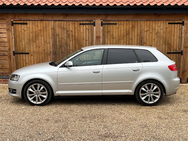 Used Audi A3 2010 for sale - 76305560: Photo 5