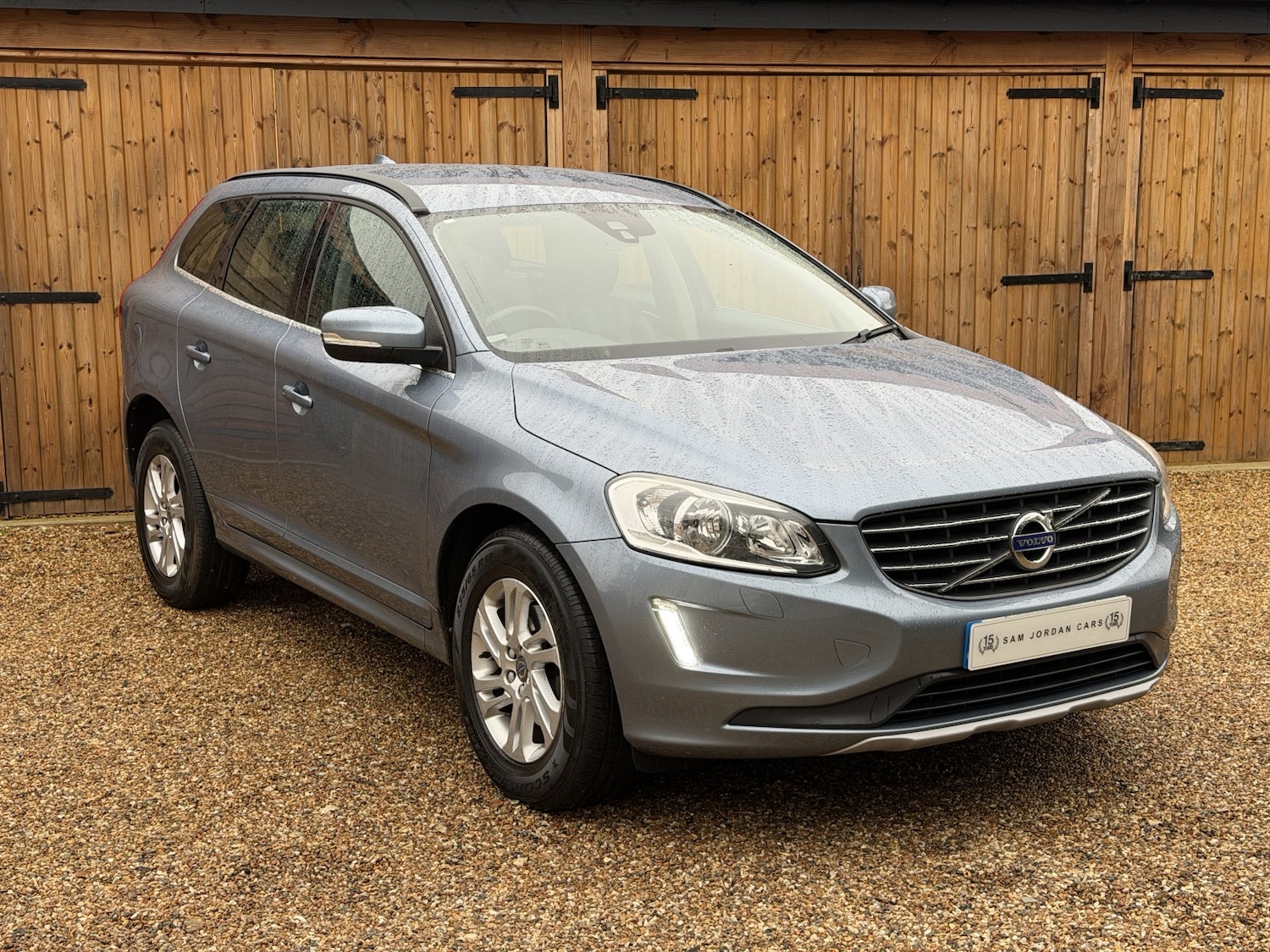 Used Volvo XC60 2017 for sale - 76979539: Photo 11