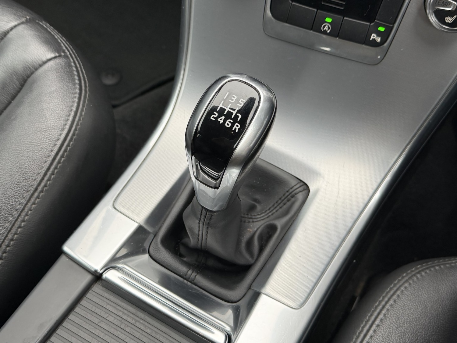 Used Volvo XC60 2017 for sale - 76979539: Photo 19