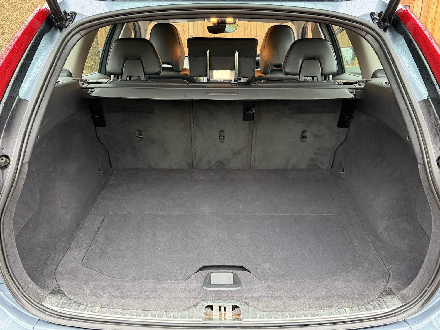 Used Volvo XC60 2017 for sale - 76979539: Photo 29