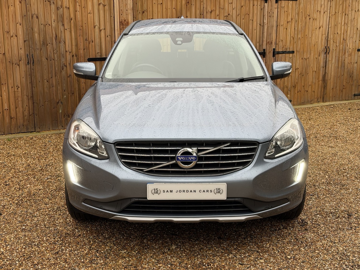 Used Volvo XC60 2017 for sale - 76979539: Photo 3