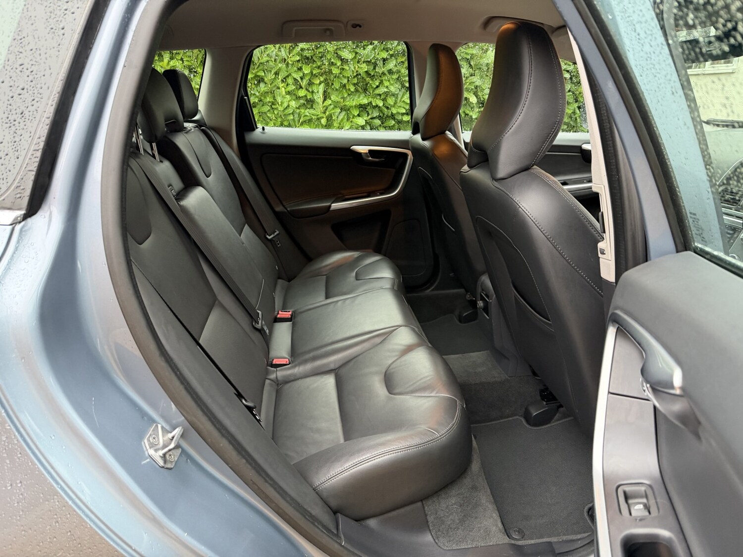 Used Volvo XC60 2017 for sale - 76979539: Photo 8