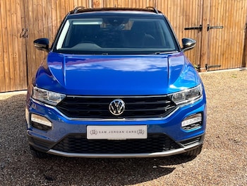 Used Volkswagen T-Roc 2021 for sale - 76793759: Photo