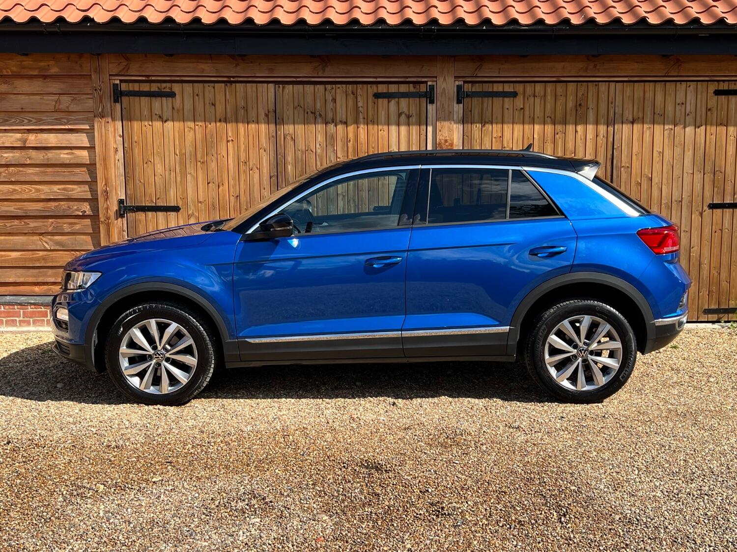 Used Volkswagen T-Roc 2021 for sale - 76793759: Photo 9