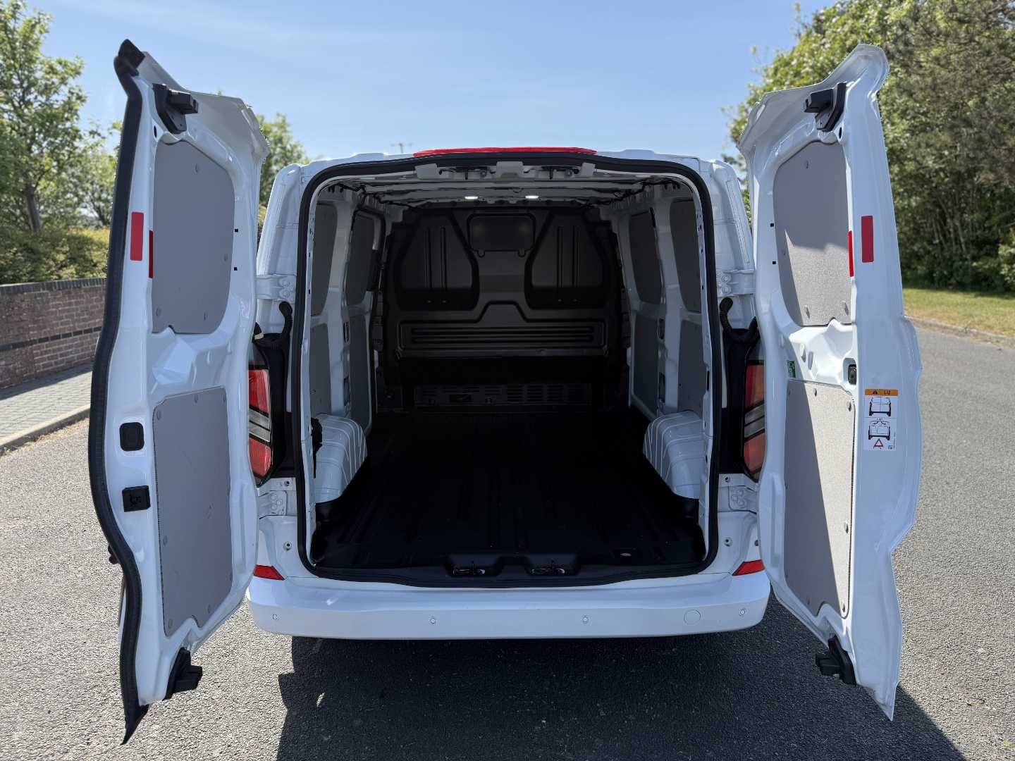 Used Ford Transit Custom 2024 for sale - 76466209: Photo 10