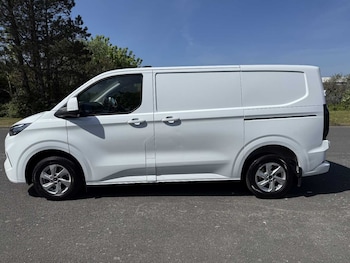 Used Ford Transit Custom 2024 for sale - 76466209: Photo