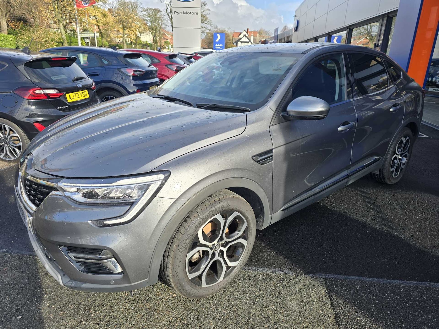 Used Renault Arkana 2023 for sale - 76871773: Photo 4