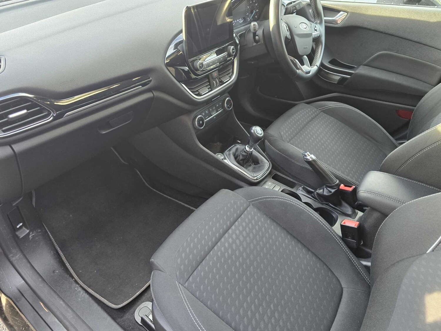 Used Ford Fiesta 2018 for sale - 76872880: Photo 14