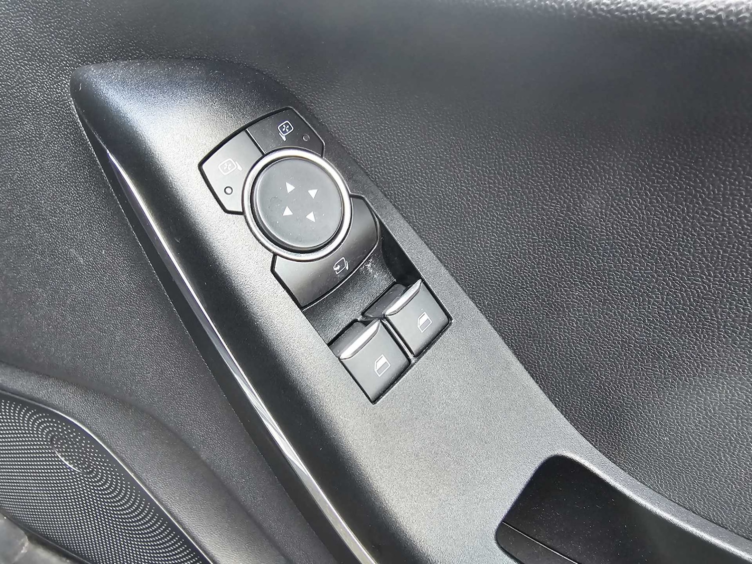 Used Ford Fiesta 2018 for sale - 76872880: Photo 20