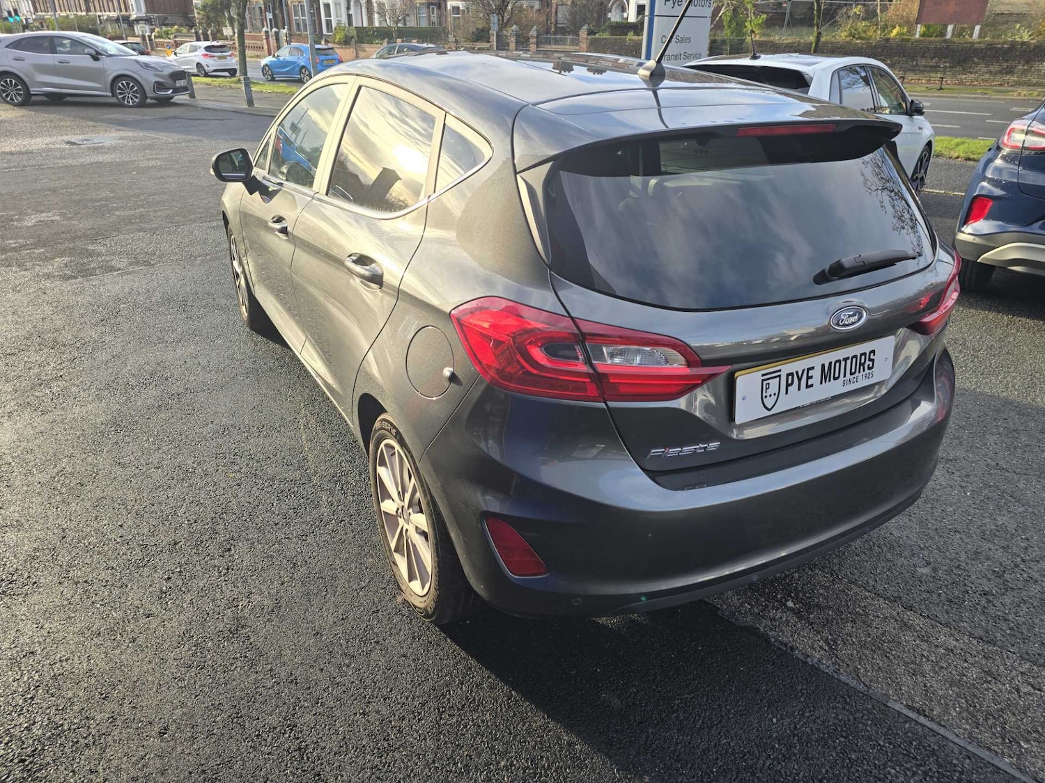 Used Ford Fiesta 2018 for sale - 76872880: Photo 6