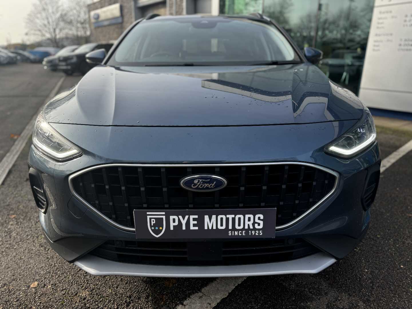 Used Ford Focus 2022 for sale - 76869273: Photo 2