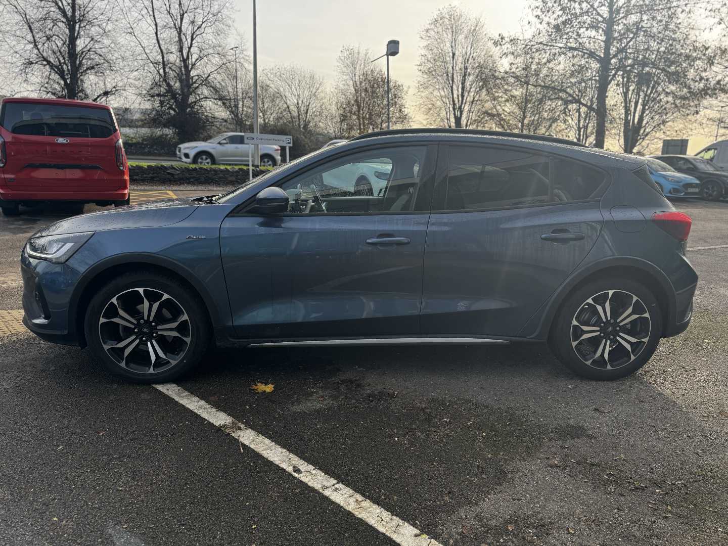 Used Ford Focus 2022 for sale - 76869273: Photo 4