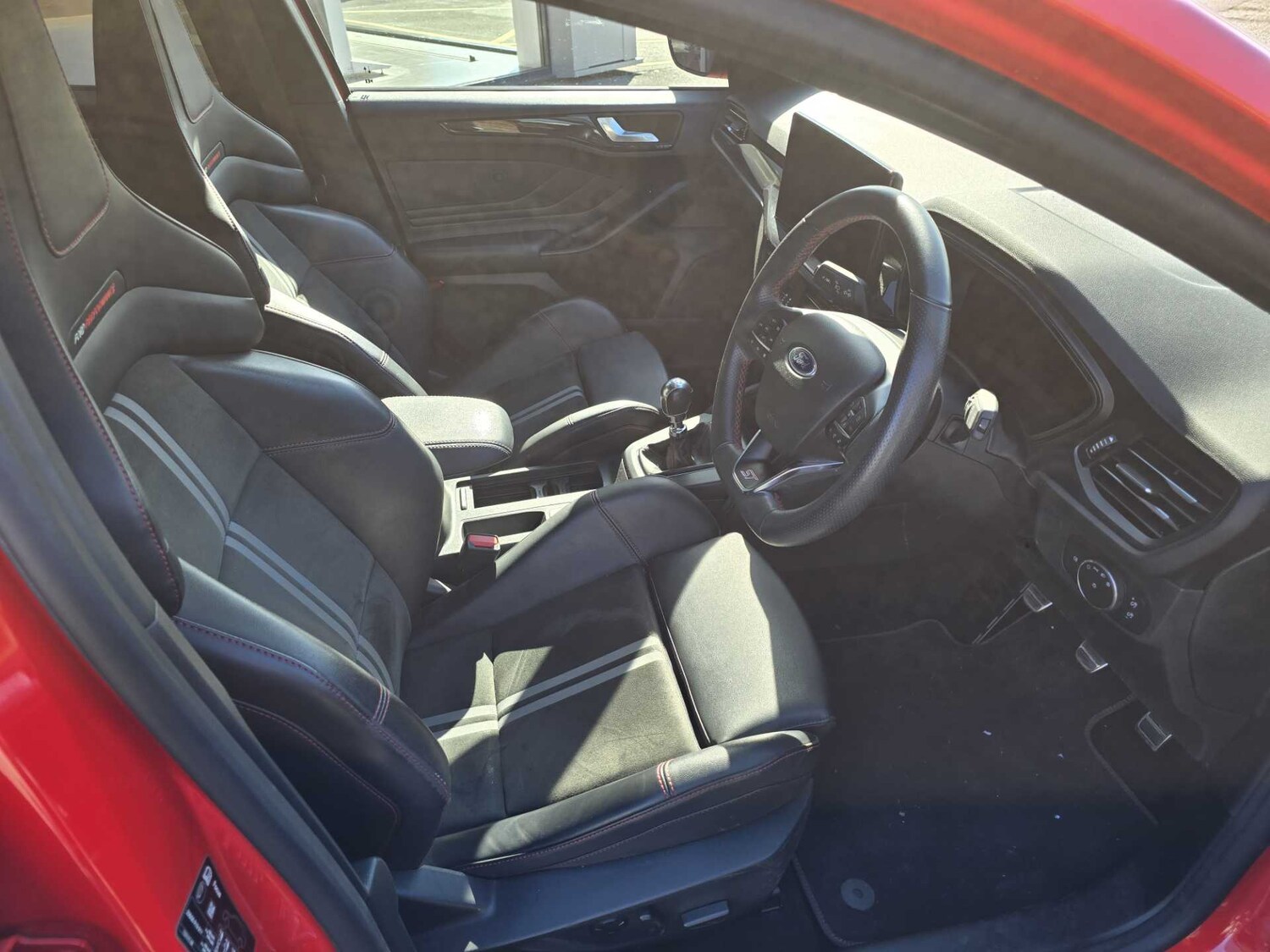 Used Ford Focus 2022 for sale - 76868960: Photo 11