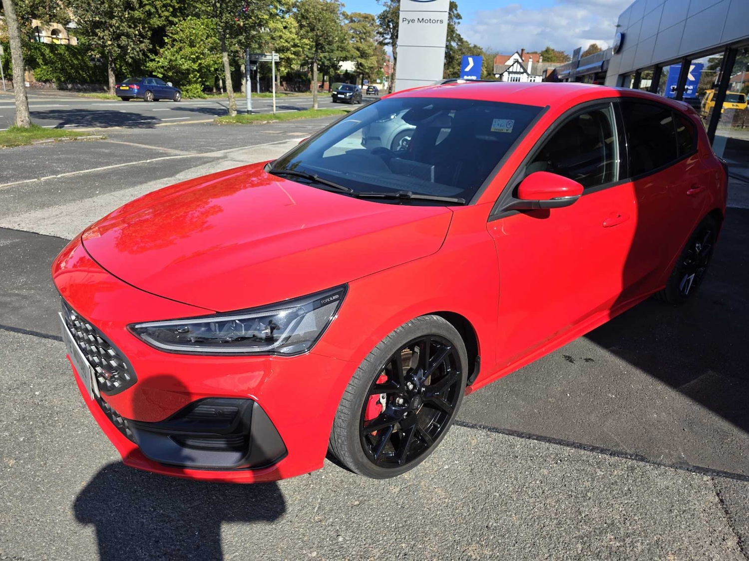 Used Ford Focus 2022 for sale - 76868960: Photo 4