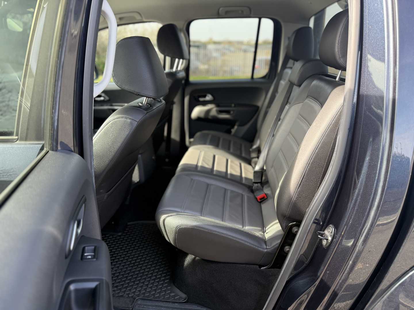 Used Volkswagen Amarok 2017 for sale - 76466492: Photo 16