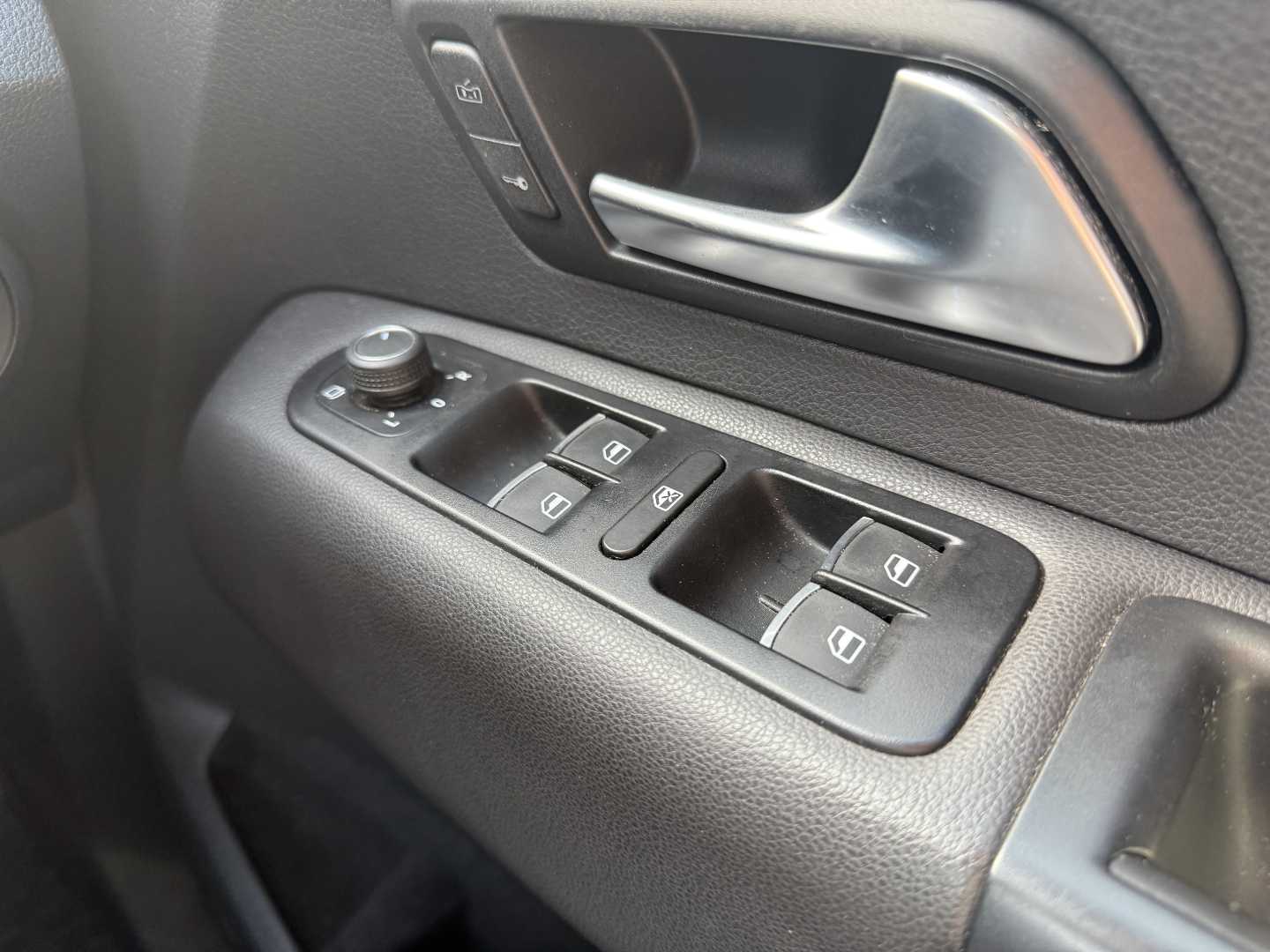 Used Volkswagen Amarok 2017 for sale - 76466492: Photo 20