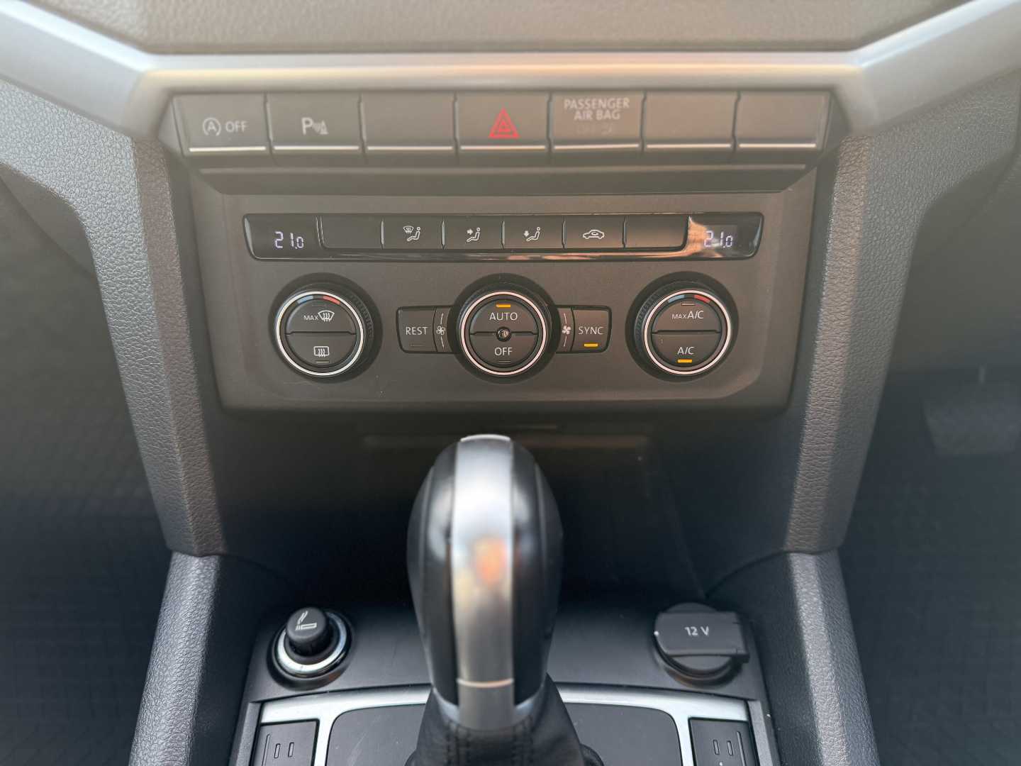 Used Volkswagen Amarok 2017 for sale - 76466492: Photo 27