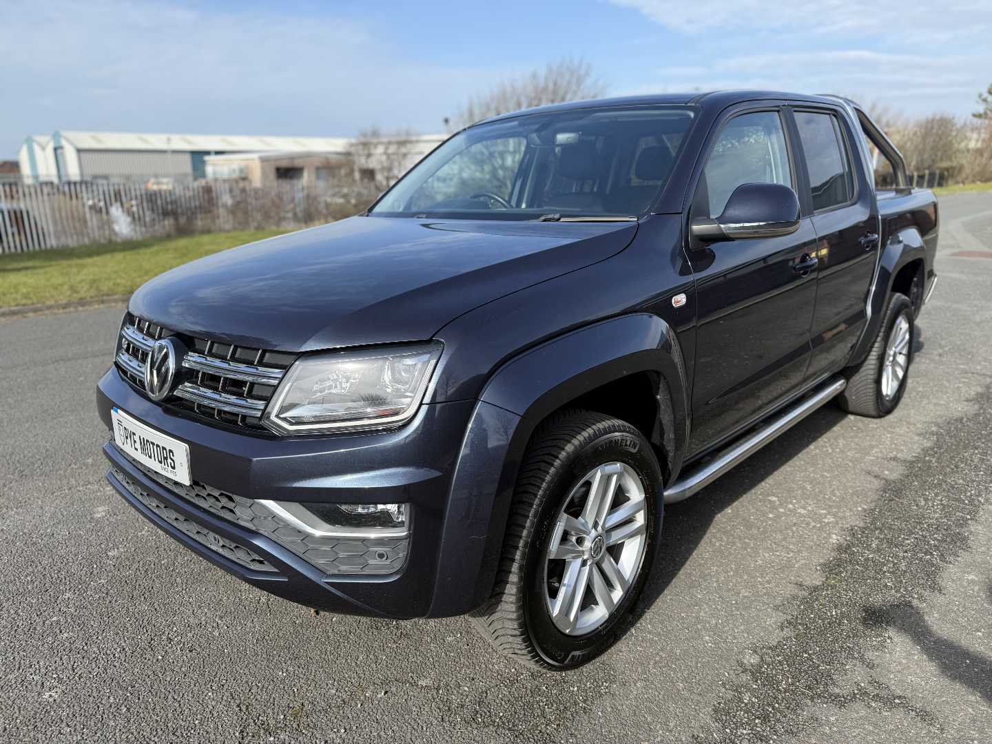 Used Volkswagen Amarok 2017 for sale - 76466492: Photo 3