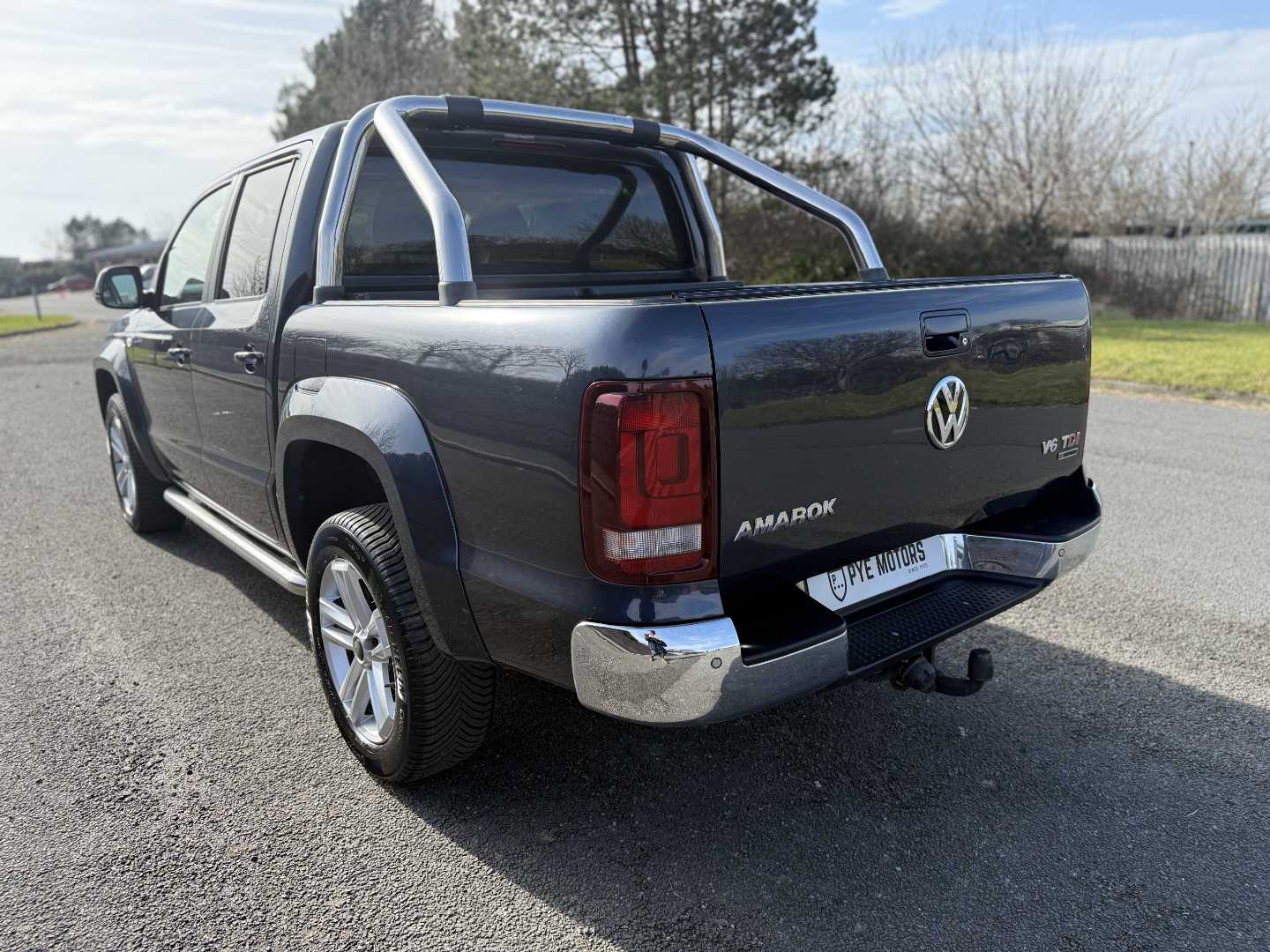 Used Volkswagen Amarok 2017 for sale - 76466492: Photo 5