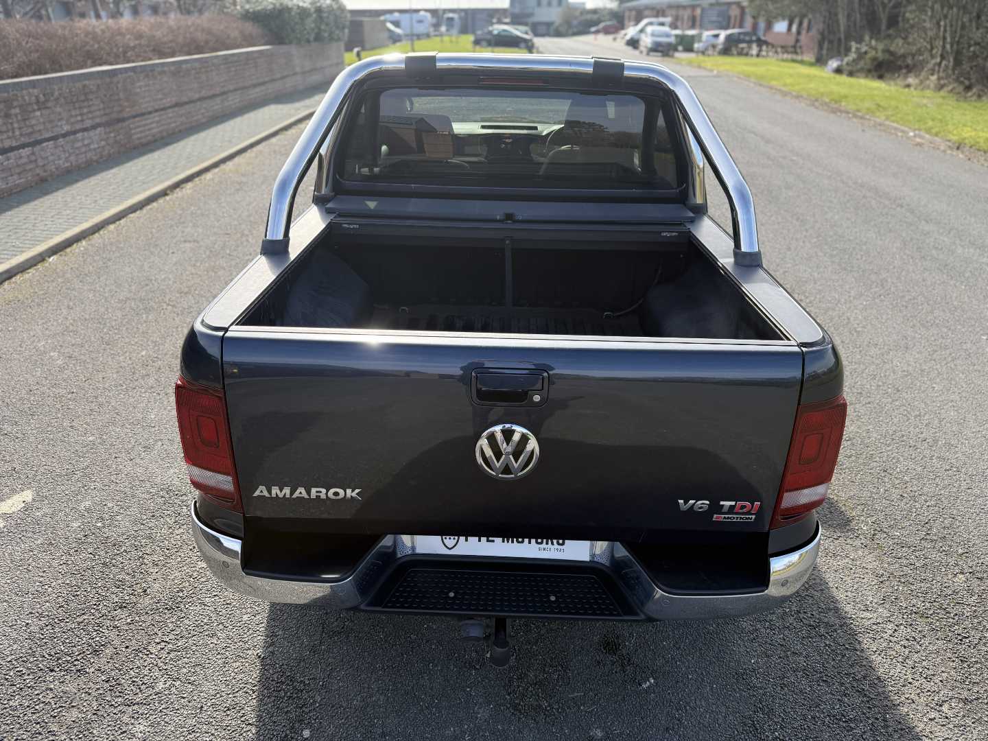 Used Volkswagen Amarok 2017 for sale - 76466492: Photo 8