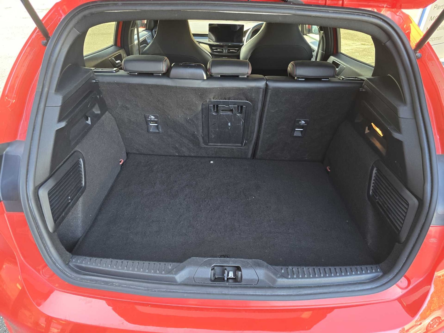 Used Ford Focus 2022 for sale - 76466551: Photo 10