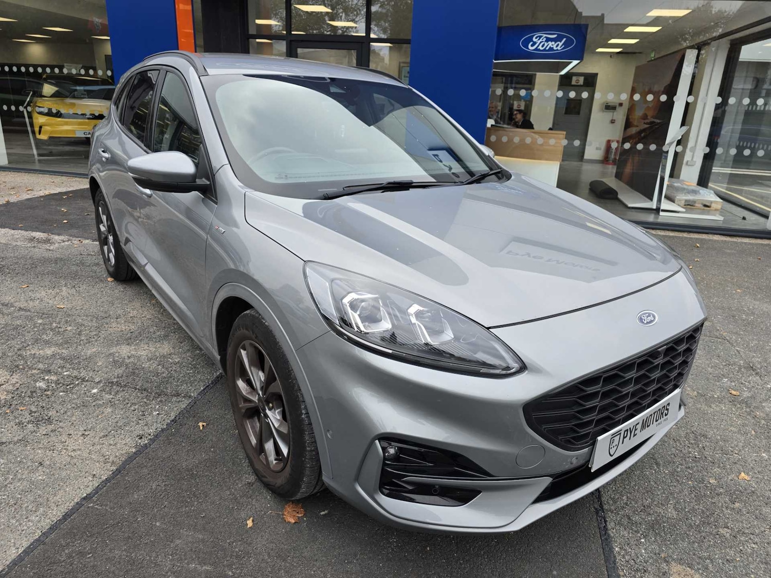 Used Ford Kuga 2022 for sale - 76466446: Photo 2