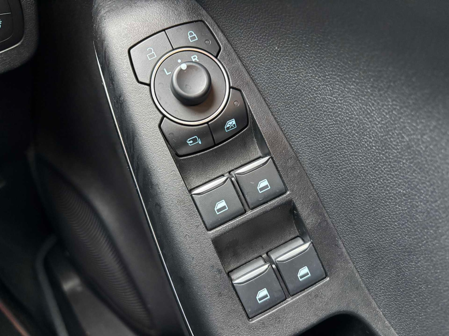 Used Ford Puma 2023 for sale - 76872593: Photo 18