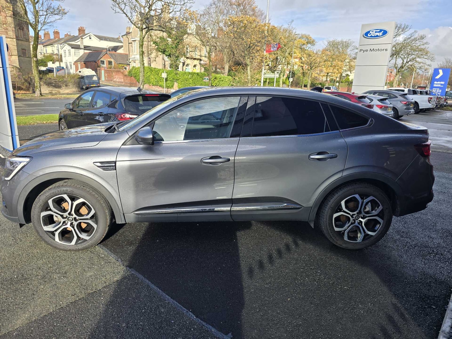 Used Renault Arkana 2023 for sale - 76466313: Photo 5