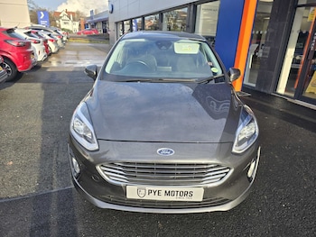 Used Ford Fiesta 2018 for sale - 76623543: Photo