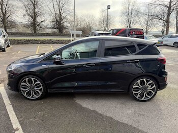 Used Ford Fiesta 2022 for sale - 76466420: Photo