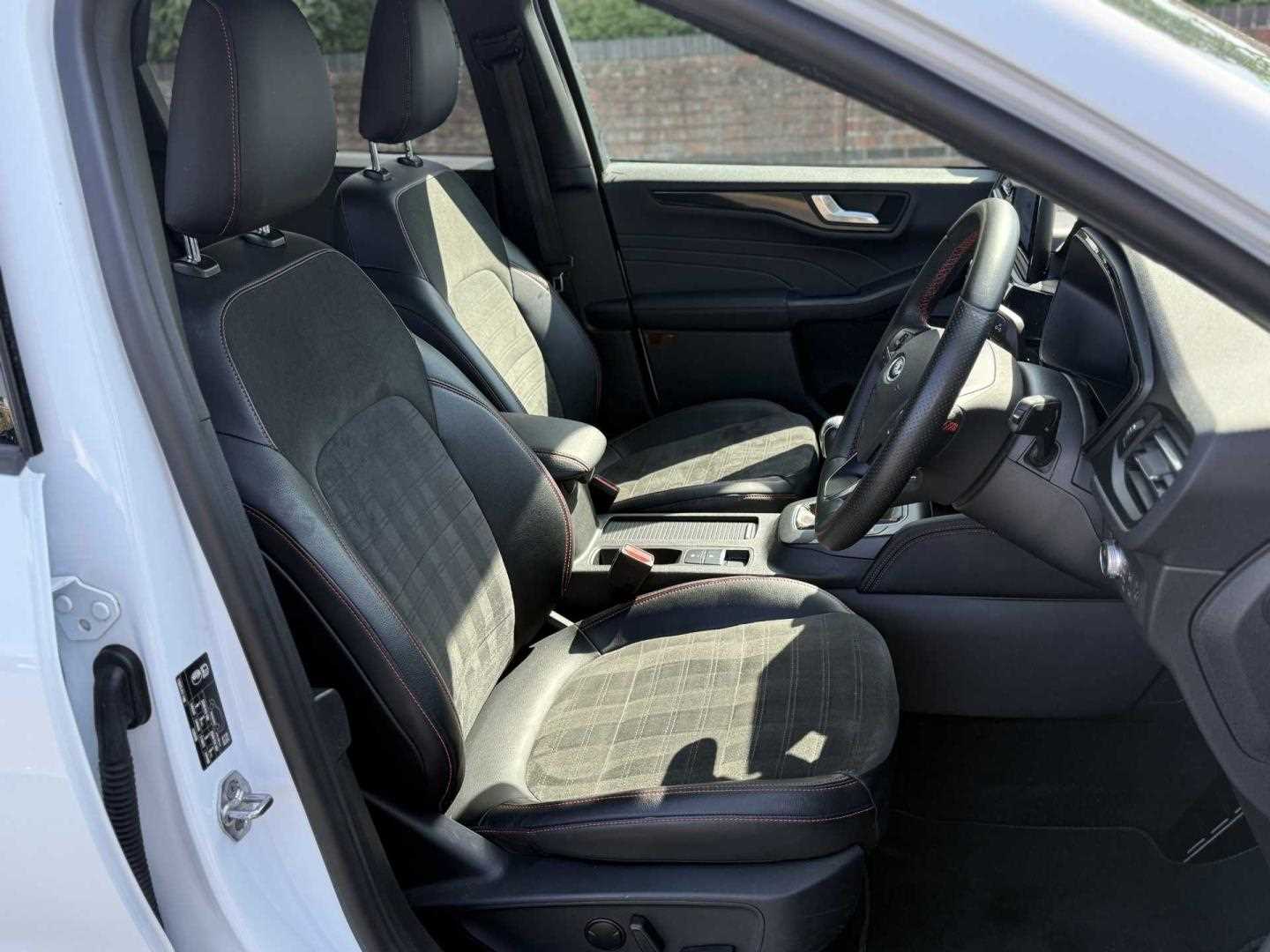 Used Ford Kuga 2022 for sale - 76466151: Photo 14