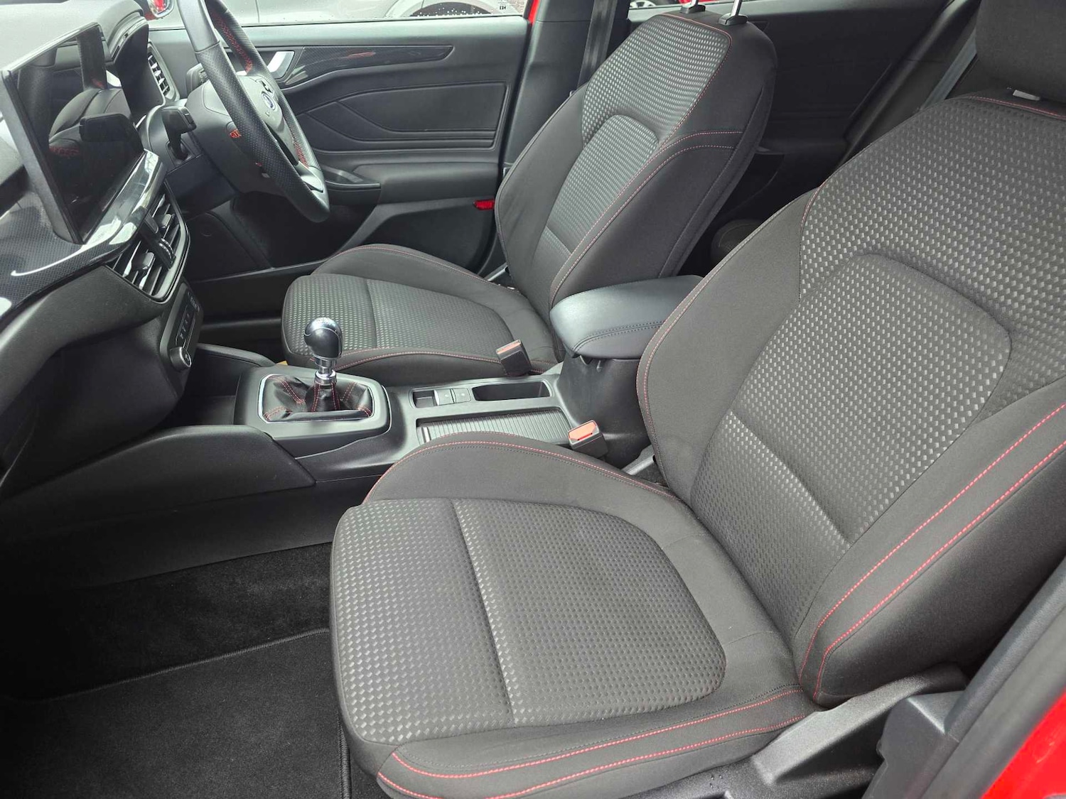 Used Ford Focus 2022 for sale - 76868441: Photo 13