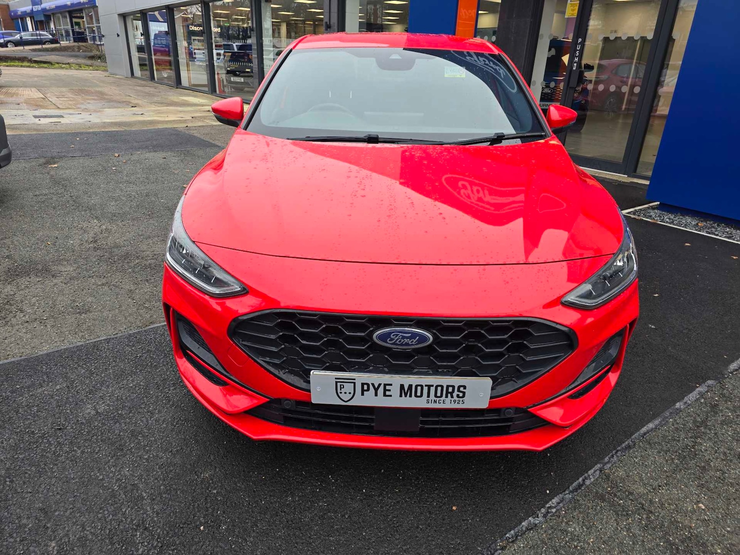 Used Ford Focus 2022 for sale - 76868441: Photo 3