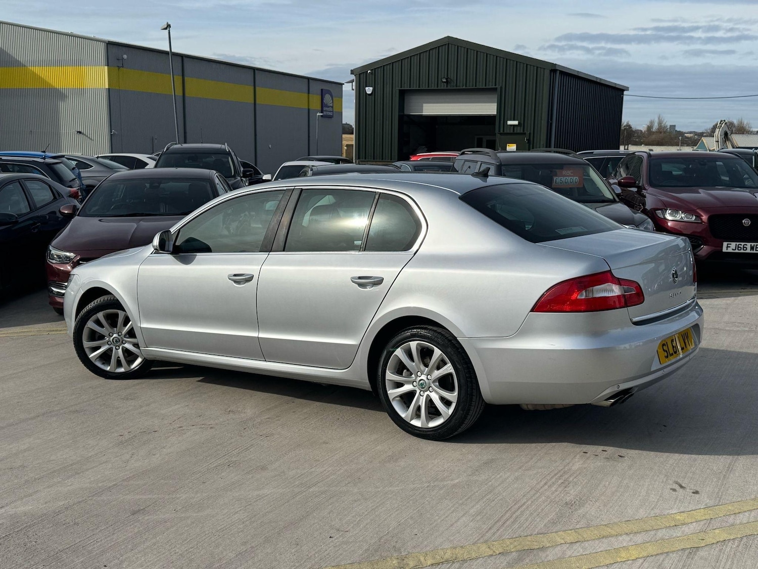 Used Skoda Superb 2011 for sale - 76538511: Photo 4