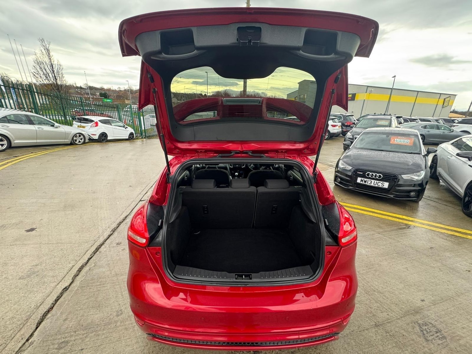 Used Ford Focus 2017 for sale - 76743007: Photo 24