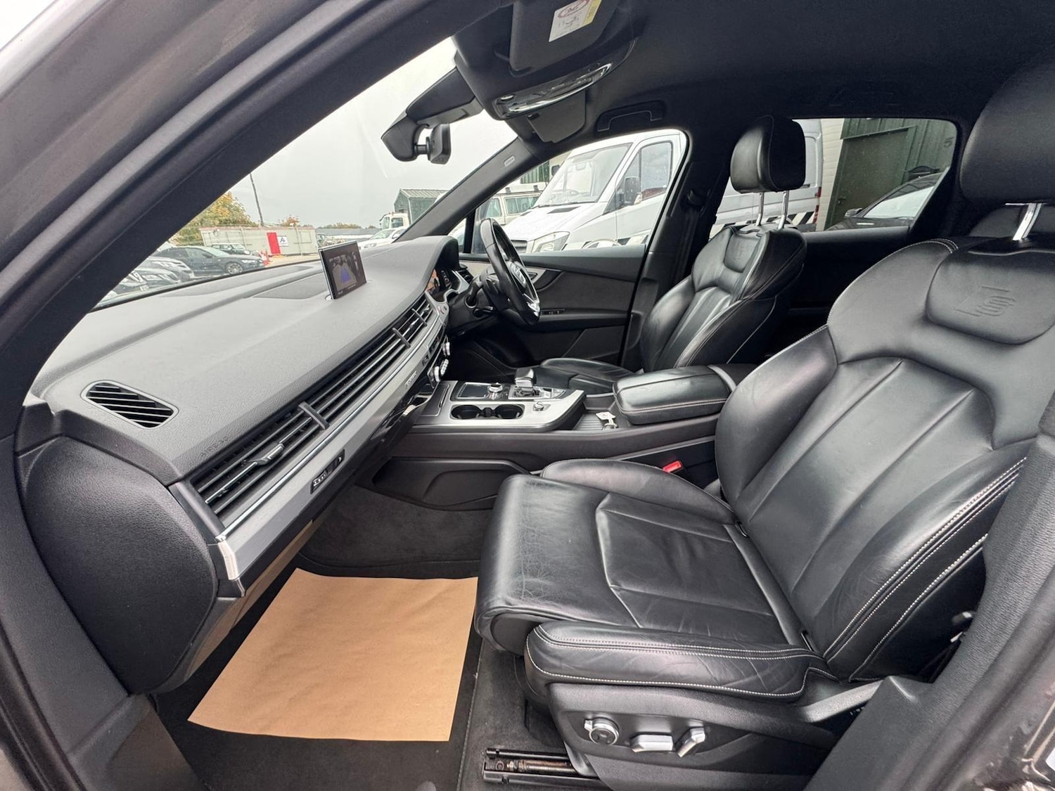 Used Audi Q7 2017 for sale - 76990975: Photo 26