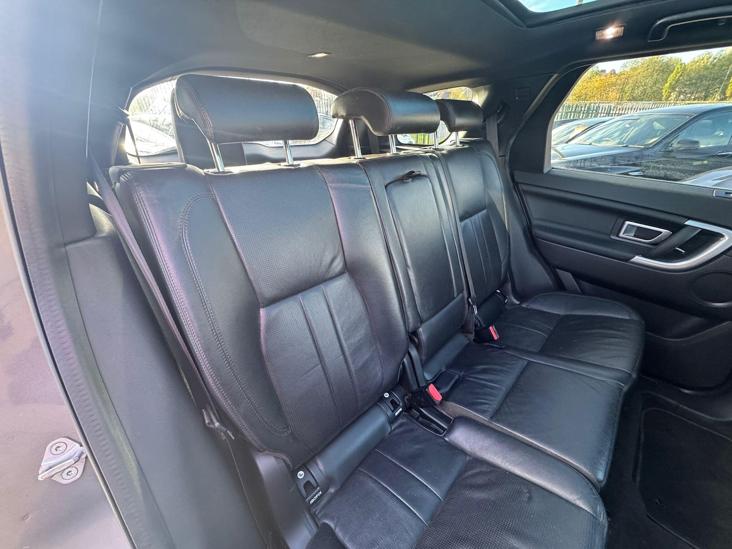 Used Land Rover Discovery Sport 2018 for sale - 76989926: Photo 23