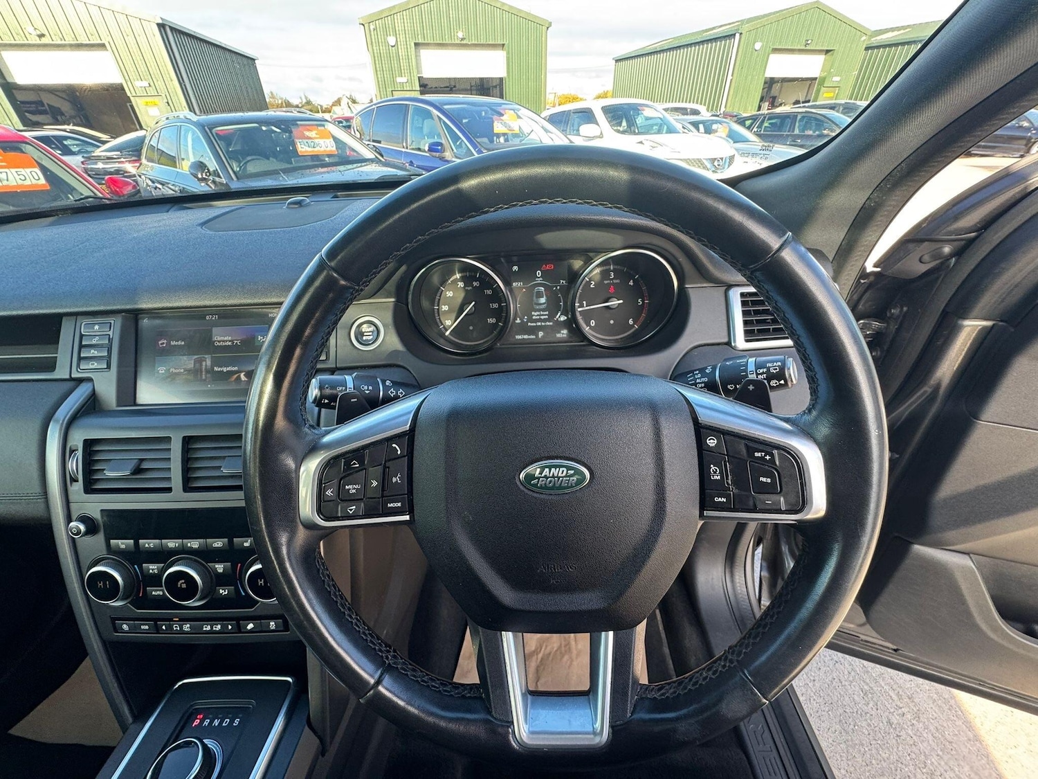 Used Land Rover Discovery Sport 2018 for sale - 76989926: Photo 28