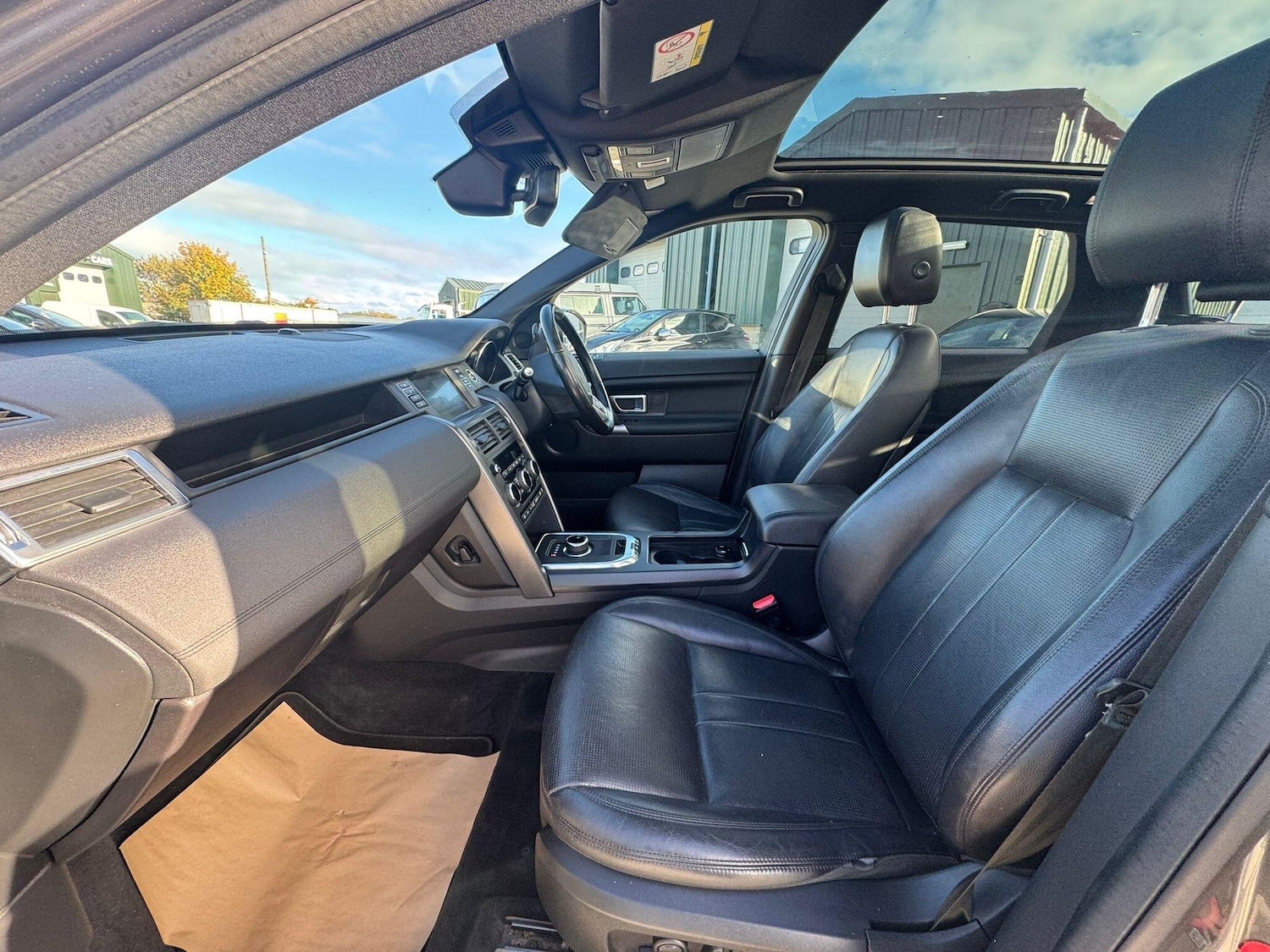 Used Land Rover Discovery Sport 2018 for sale - 76989926: Photo 30