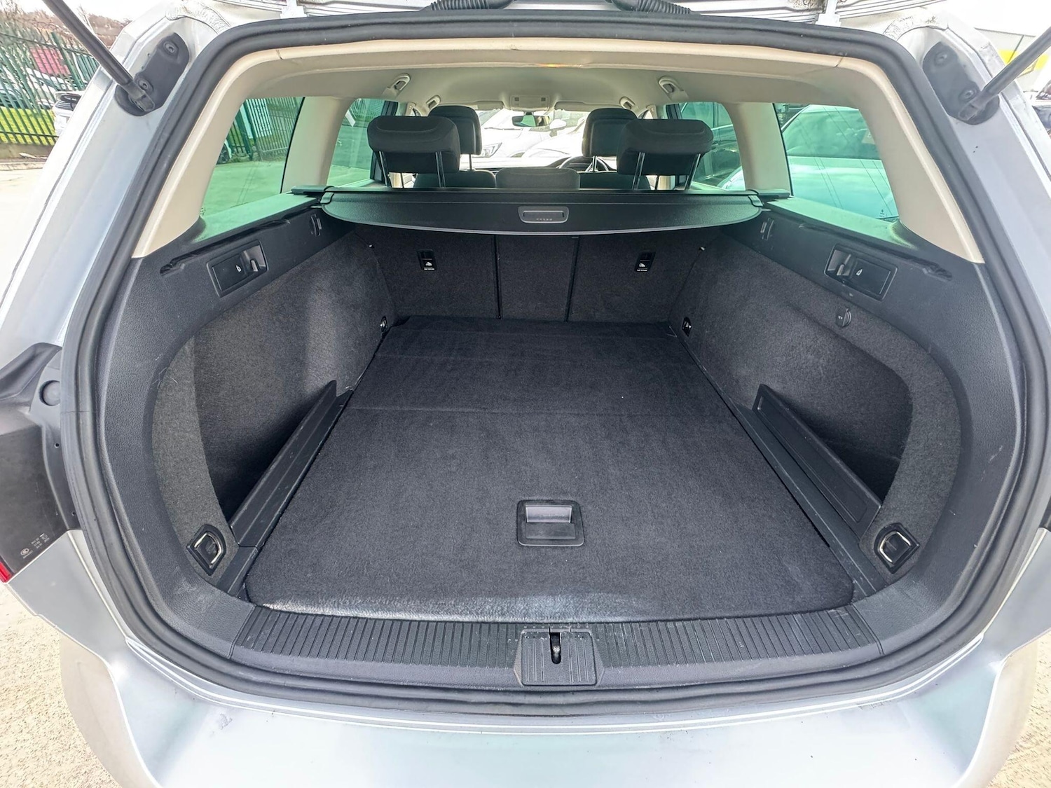 Used Volkswagen Passat 2016 for sale - 77893056: Photo 26